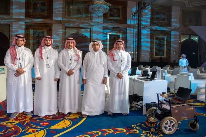 تتويج ثلاثة فرق من جامعة الطائف ضمن الفائزين بجائزة تحدي أيام مكة للبرمجة والذكاء الاصطناعي